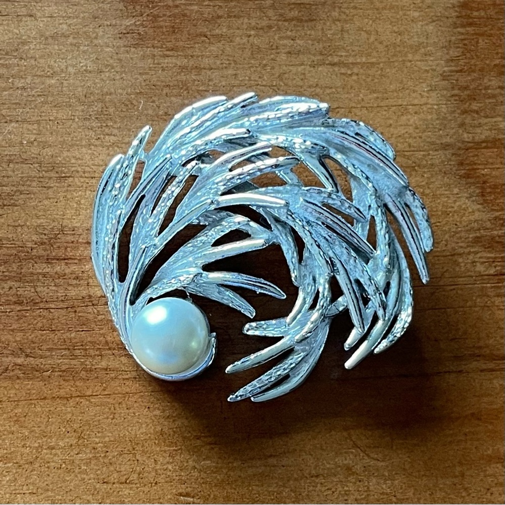 BOGO Vintage Silver Tone and Faux Pearl Brooch